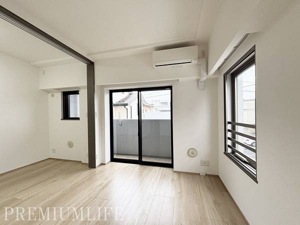 Ｂ　ＣＩＴＹ　ＡＰＡＲＴＭＥＮＴ　ＳＨＩＮＪＵＫＵ　ＮＷ