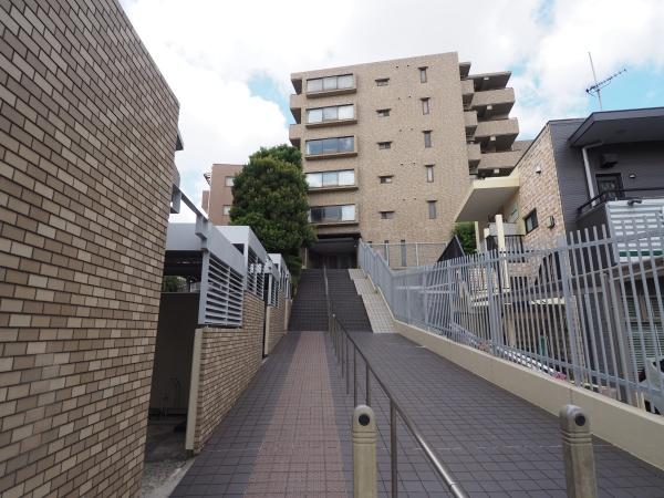 三ツ沢上町パーク・ホームズ弐番館
