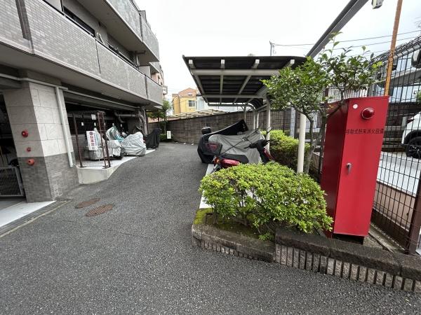 ライオンズガーデン鴨居