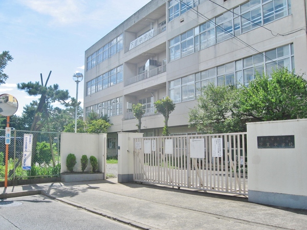 ビューハイム武蔵野C棟(東久留米市立下里中学校)