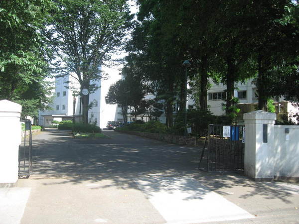 東久留米市前沢4丁目　全3棟　1号棟　新築一戸建(東久留米市立西中学校)
