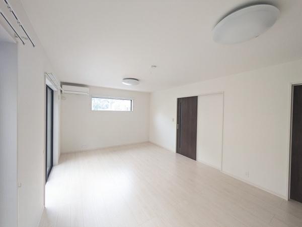 新座市石神２丁目の中古一戸建て