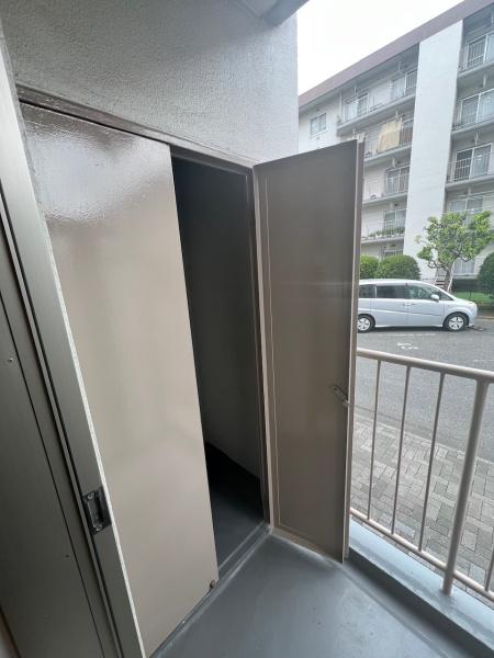 谷津遊園ハイツＤ棟