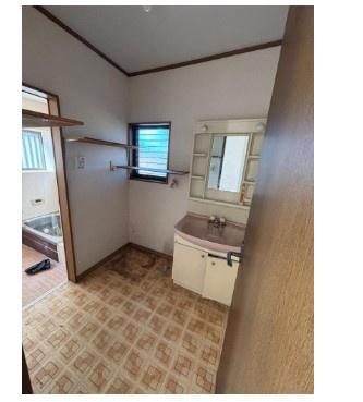 八街市文違の中古一戸建