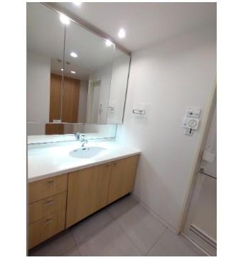 TheNOBUTOHILLSFORESTCOURT