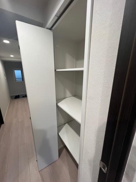 ベイマークスクエアプラザコート(収納)