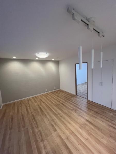 稲毛高浜南団地16号棟(リビング)