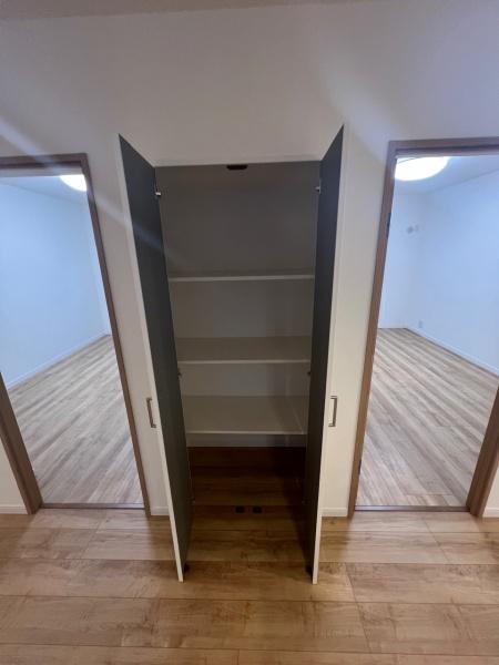 稲毛高浜南団地16号棟(収納)