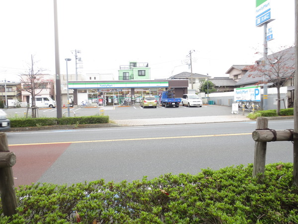 ＣＨＩＢＡ　ＣＥＮＴＲＡＬ　ＴＯＷＥＲ(ファミリーマート千葉旭町店)