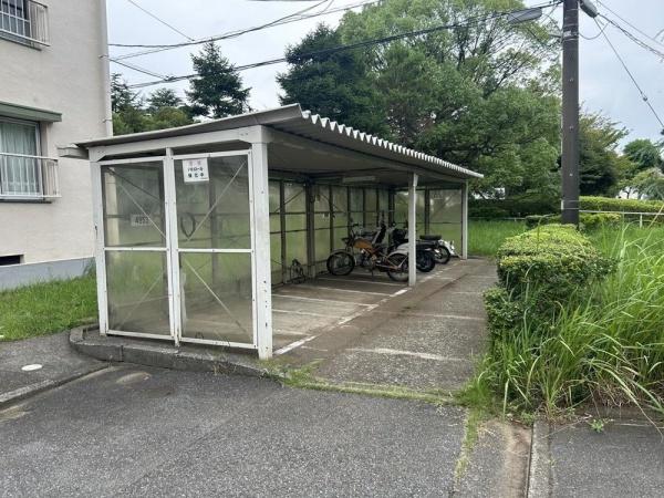 千葉幸町西住宅2-15