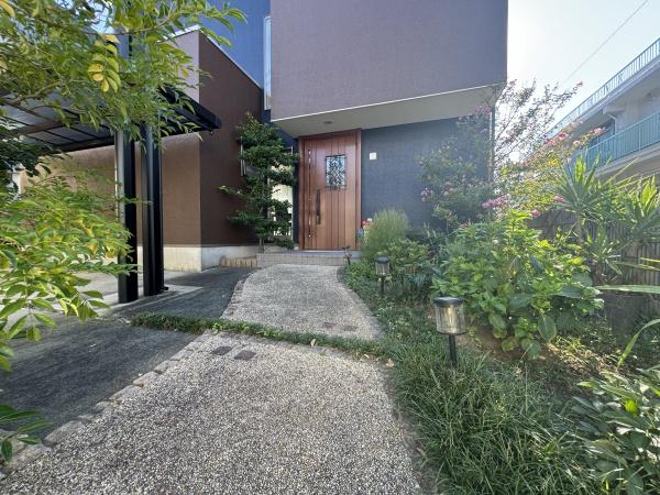 多摩市諏訪５丁目　中古戸建