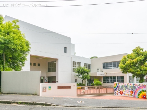 新ゆりグリーンタウンアカシア街区4号棟(川崎市立真福寺小学校)
