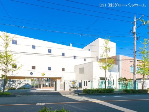 新ゆりグリーンタウンアカシア街区4号棟(川崎市立王禅寺中央中学校)