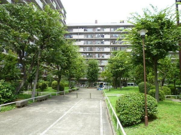 多摩稲城マンションB棟