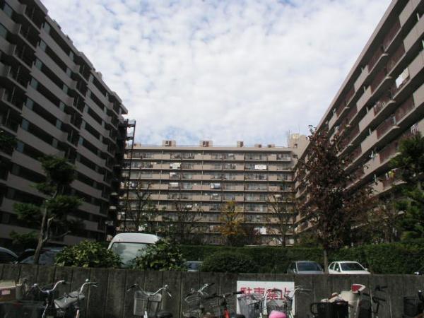 多摩稲城マンションB棟