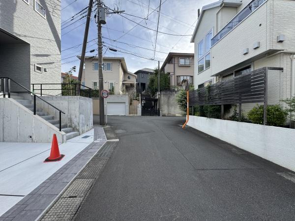 川崎市麻生区千代ケ丘３丁目の新築一戸建