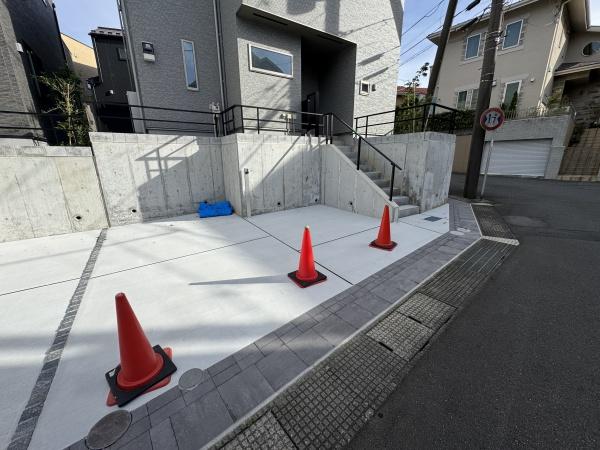川崎市麻生区千代ケ丘３丁目の新築一戸建