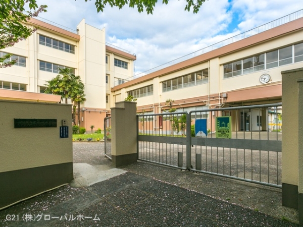 川崎市麻生区千代ケ丘3丁目の新築一戸建(川崎市立千代ヶ丘小学校)