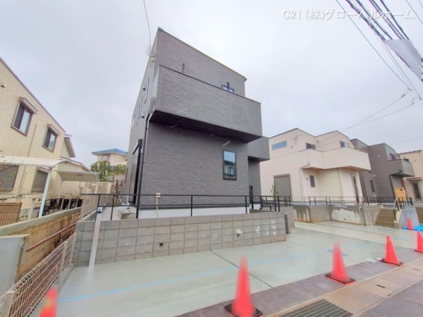 川崎市麻生区千代ケ丘３丁目の新築一戸建