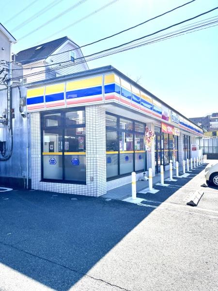 多摩市永山2丁目新築戸建3号棟(ミニストップ多摩永山店)