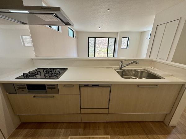 多摩市永山２丁目新築戸建３号棟