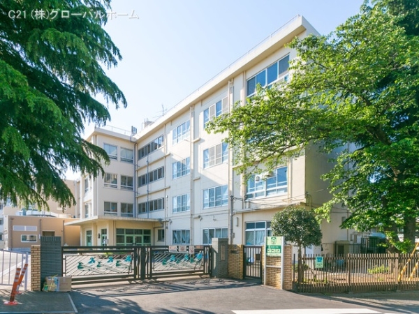 ミレニアムコート向ヶ丘遊園(川崎市立生田小学校)