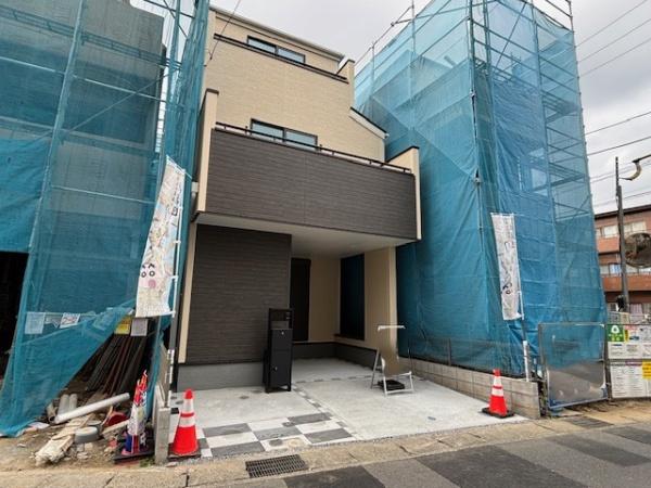 川崎市多摩区菅稲田堤２丁目新築戸建11号棟