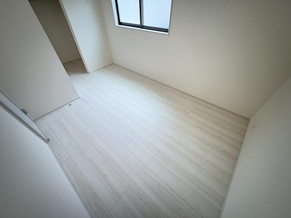川崎市多摩区菅稲田堤２丁目新築戸建13号棟