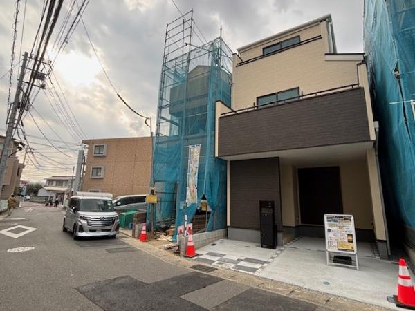 川崎市多摩区菅稲田堤２丁目新築戸建13号棟