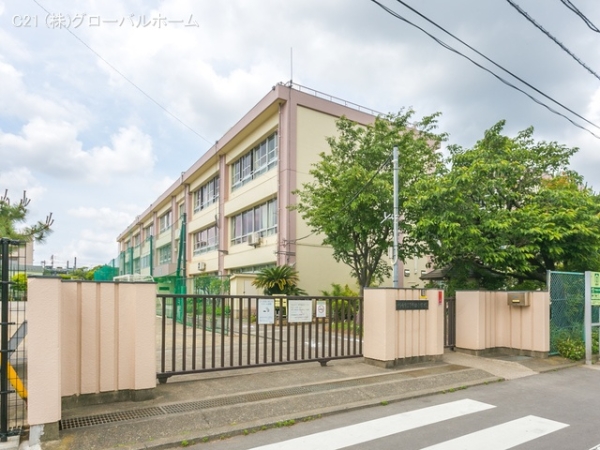 川崎市多摩区布田の新築一戸建(川崎市立下布田小学校)