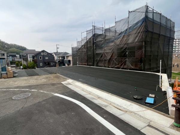 稲城市大丸建築条件無し売地