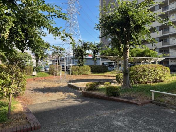 多摩稲城マンションB棟