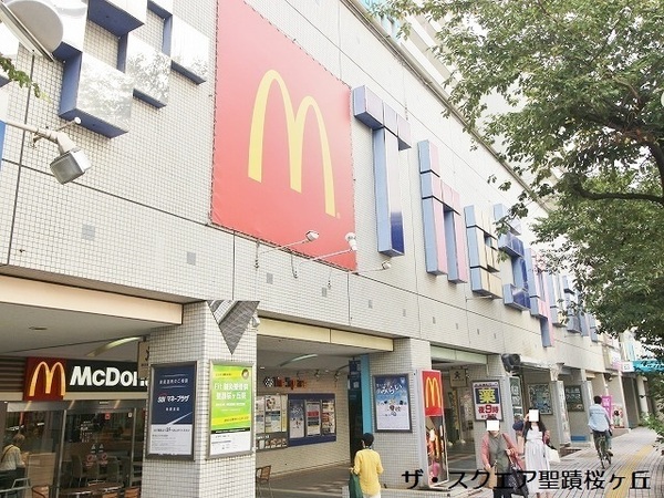 多摩市連光寺3丁目の中古一戸建て(ザ・スクエア)