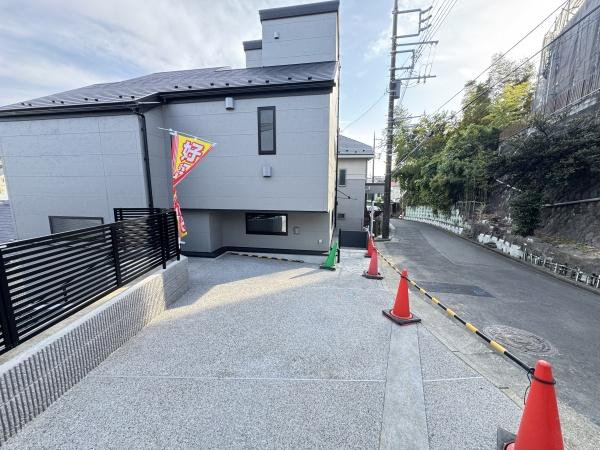 川崎市多摩区南生田１丁目新築戸建