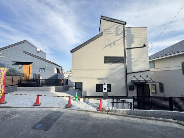 川崎市多摩区南生田１丁目新築戸建