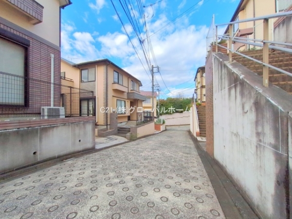 川崎市多摩区栗谷２丁目の中古一戸建