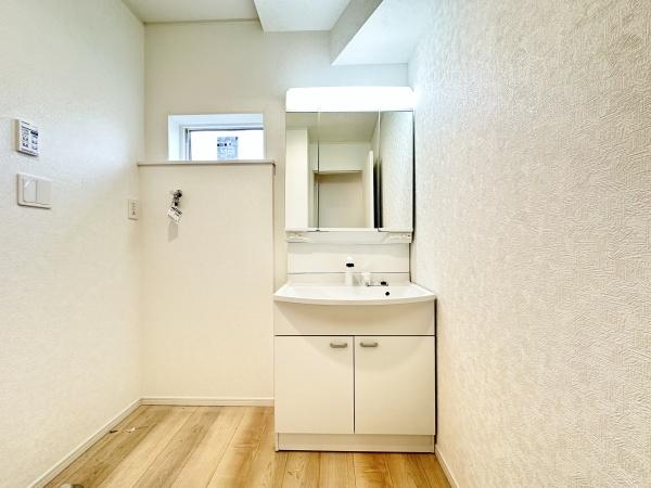 稲城市矢野口新築戸建1号棟(洗面台・洗面所)