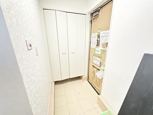 稲城市矢野口新築戸建1号棟(玄関)