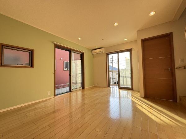 川崎市多摩区西生田１丁目中古戸建