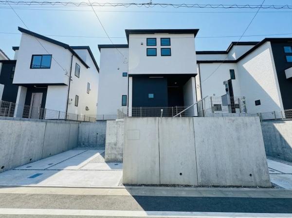稲城市東長沼新築戸建8号棟