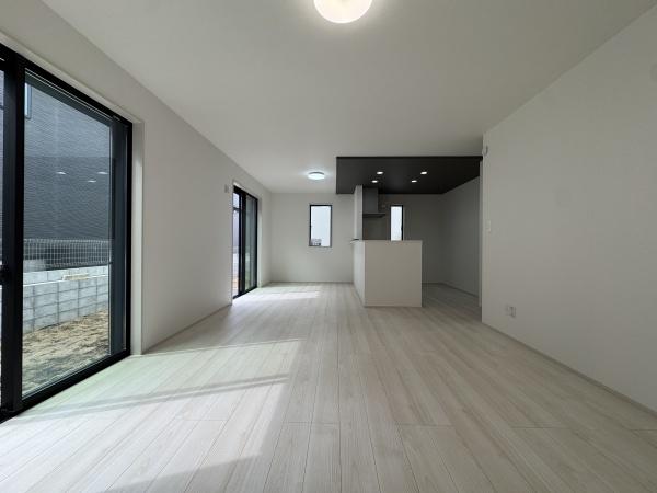 稲城市東長沼新築戸建８号棟