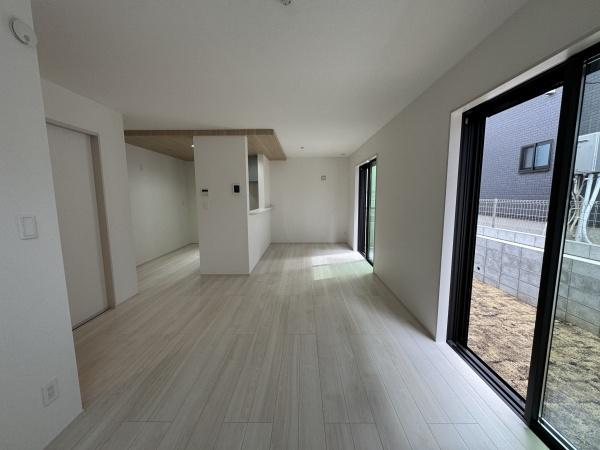 稲城市東長沼新築戸建９号棟