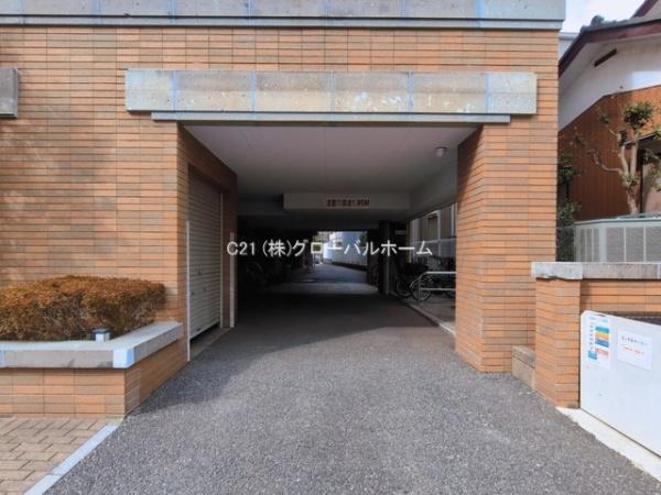 小田急コアロード向ケ丘遊園
