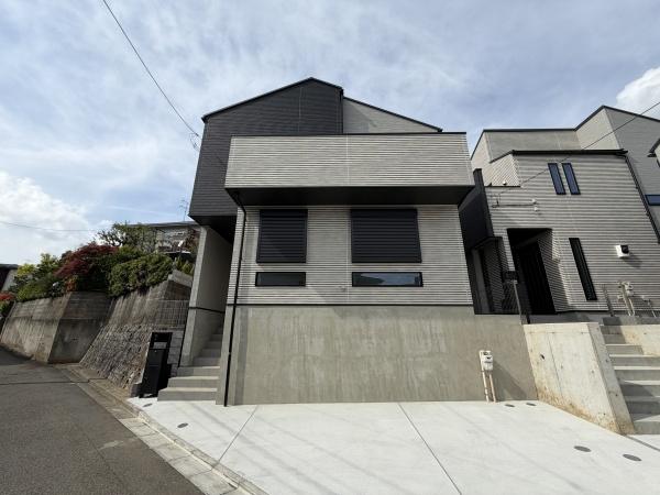 川崎市多摩区南生田５丁目新築戸建１号棟