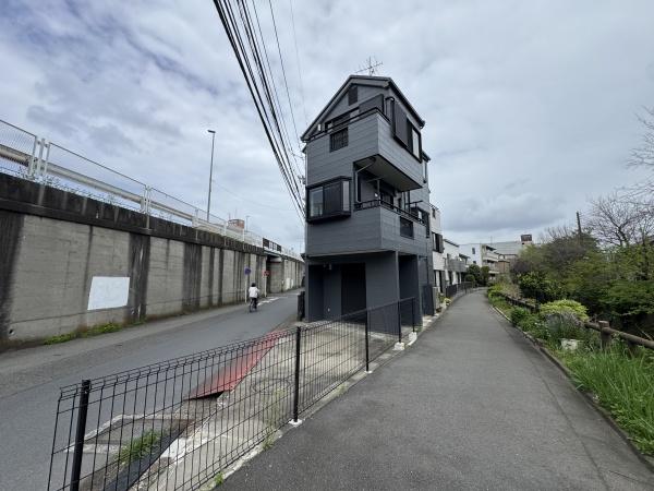 川崎市多摩区宿河原６丁目の中古一戸建て