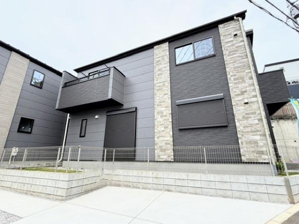 稲城市平尾４丁目新築戸建１号棟　LDK約20帖　WIC付き