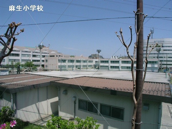 新百合ヶ丘パークハウスヒルズテラス(川崎市立麻生小学校)