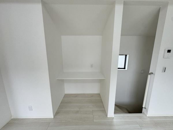 稲城市坂浜新築戸建３号棟　2階リビング
