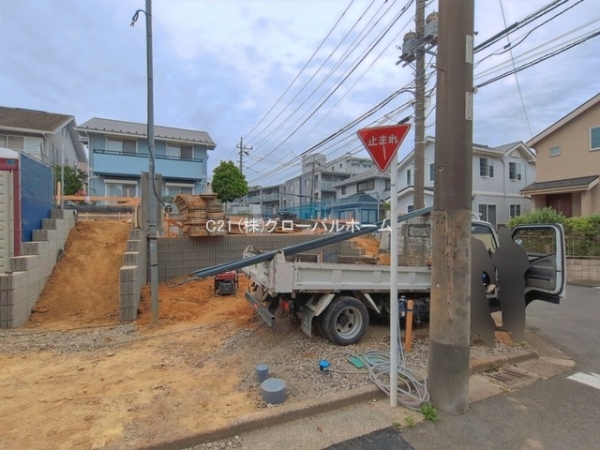 川崎市麻生区千代ケ丘７丁目の新築一戸建