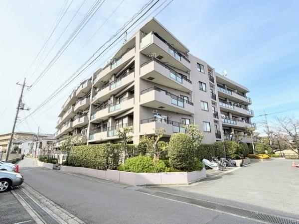 向ヶ丘遊園東ガーデンハウス弐番館